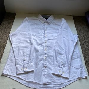 New with FLAW Tommy Hilfiger Men Size XXL Buttond Down White Shirt